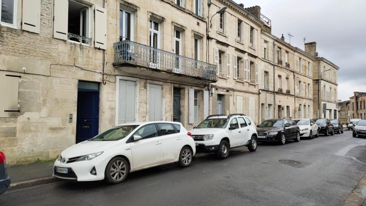Votre Escale - Calliope Niort Kültér fotó